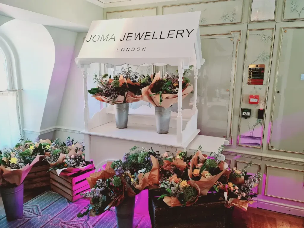 aldgate-london-sweet-display